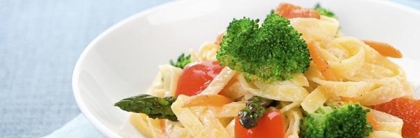 Broccoli, Asparagus, and Tomato Pasta