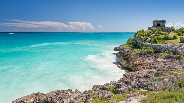 is playa del carmen safer than cancun